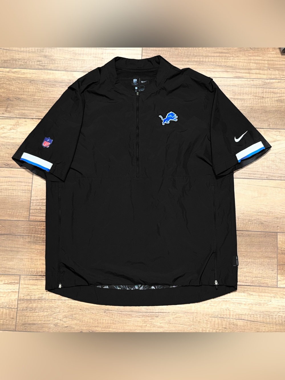 Nike Detroit Lions Official On Field NFL Apparel Short Sleeve Windbreaker Mens L